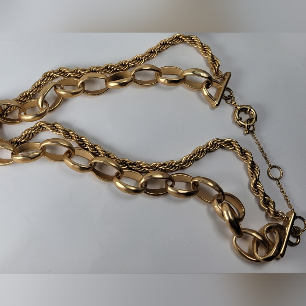 Neckless - Picture 7 of 9